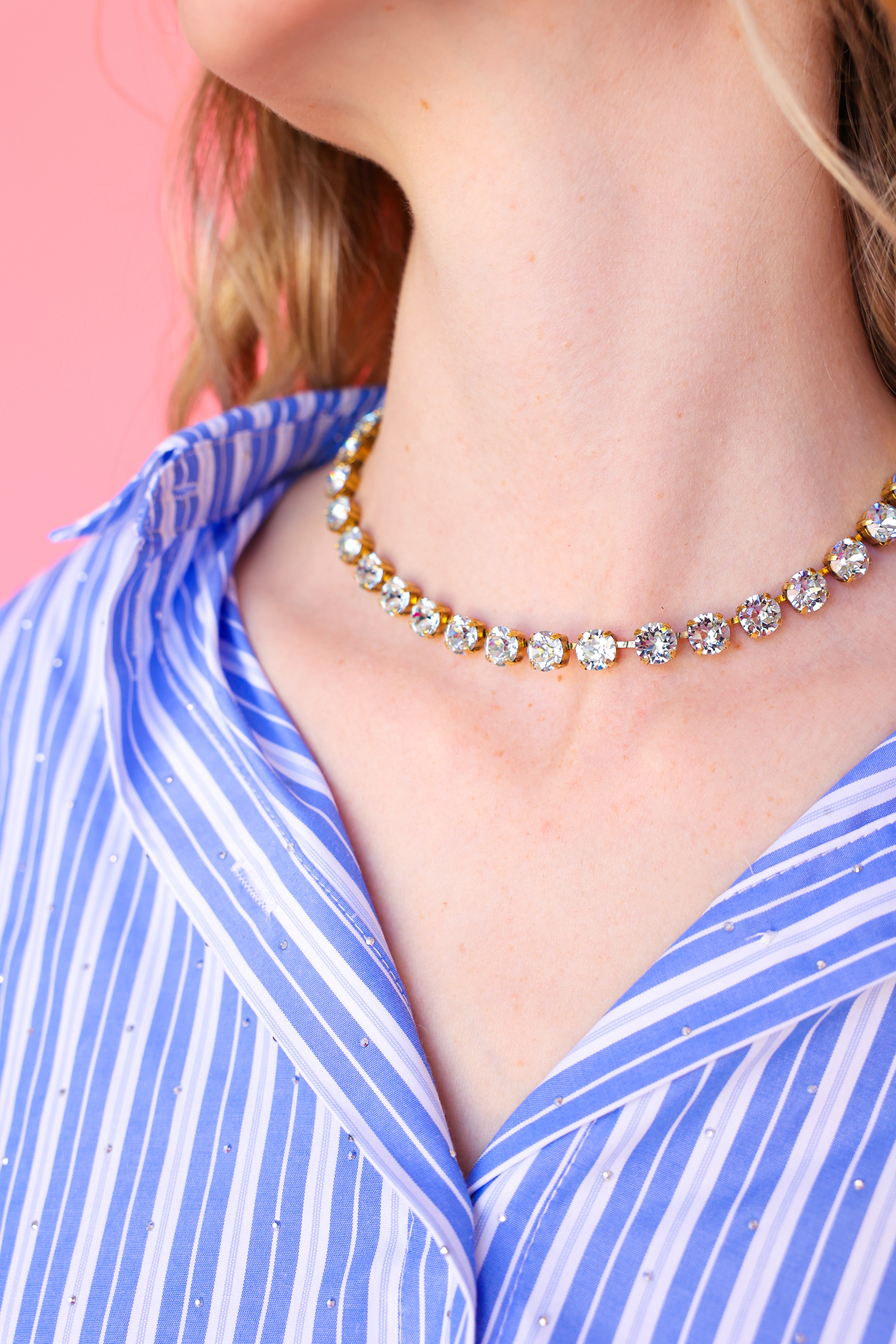 TOVA Oakland Necklace in Gold / Light Azore – Chérie Lane