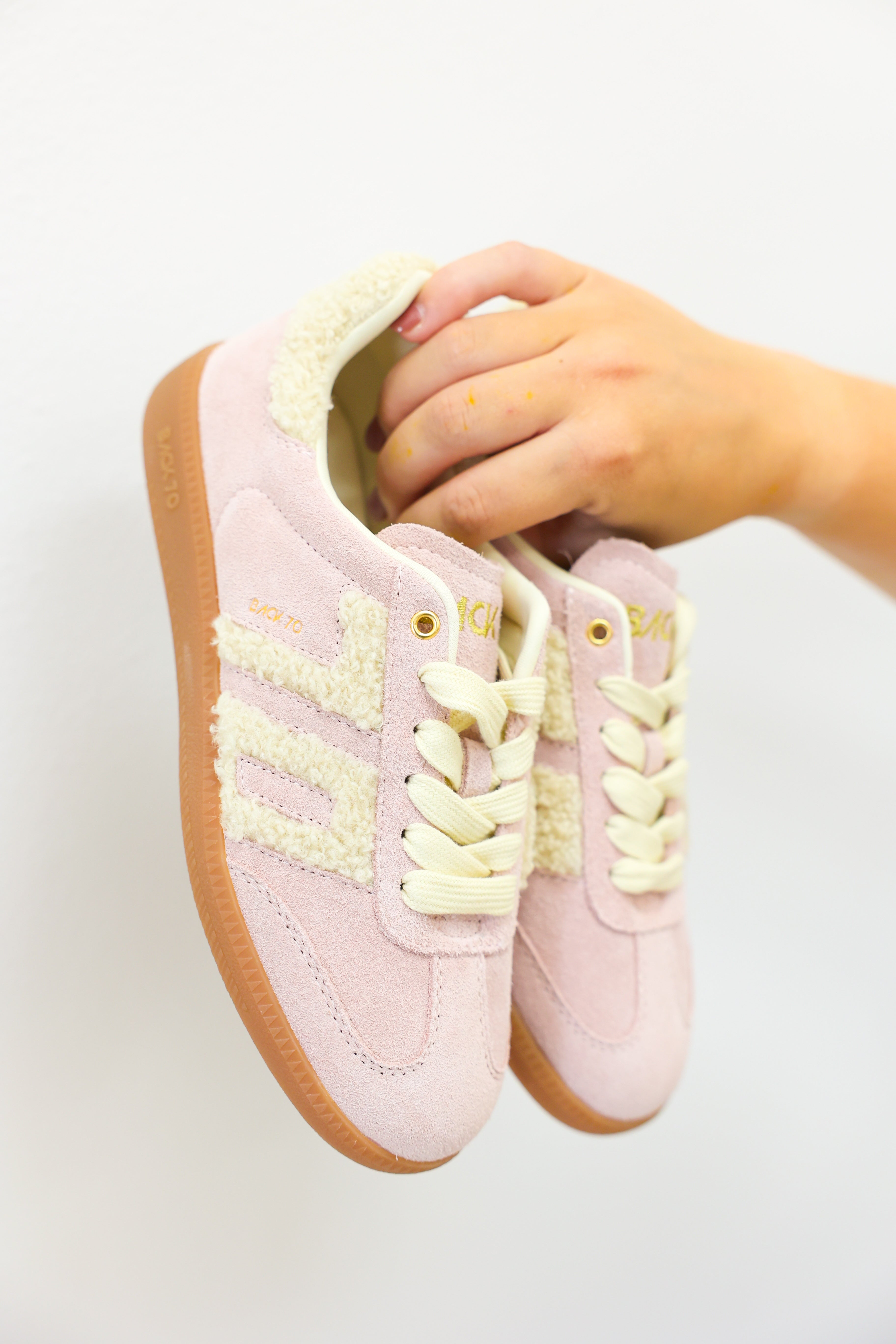 Cherie_Y【美品】the urban blance Back 70 Sneakers – Chérie Lane