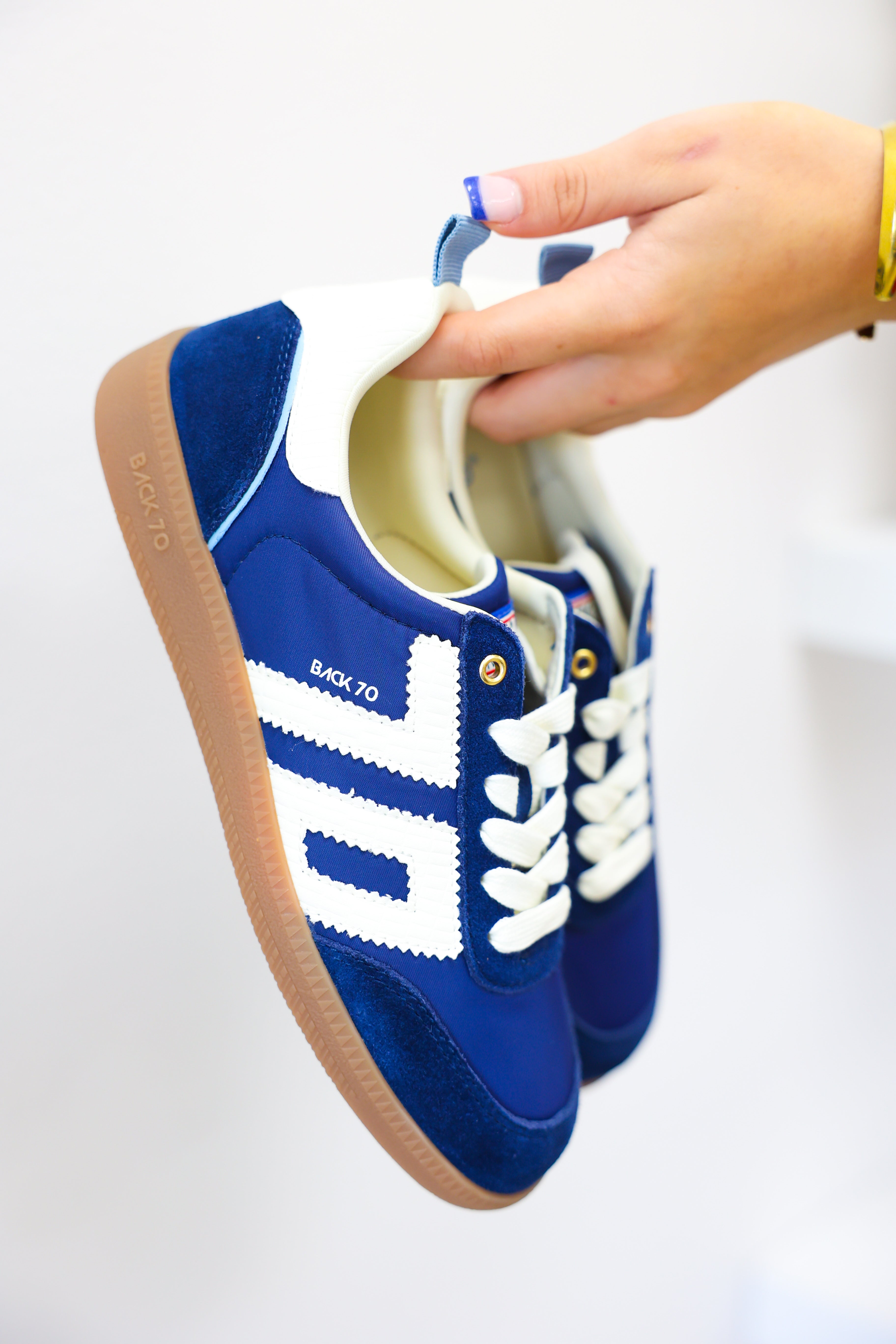 Back 70 Sneakers – Chérie Lane