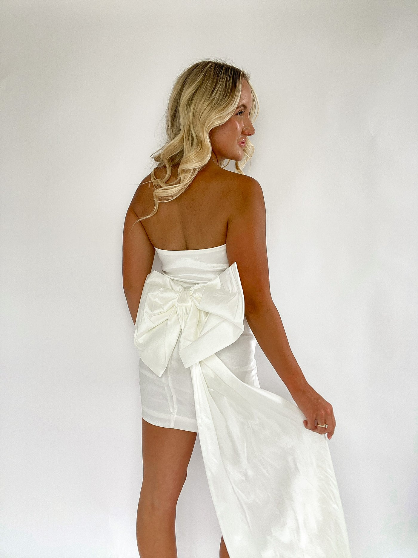 Strapless Fitted Mini White Bow Dress